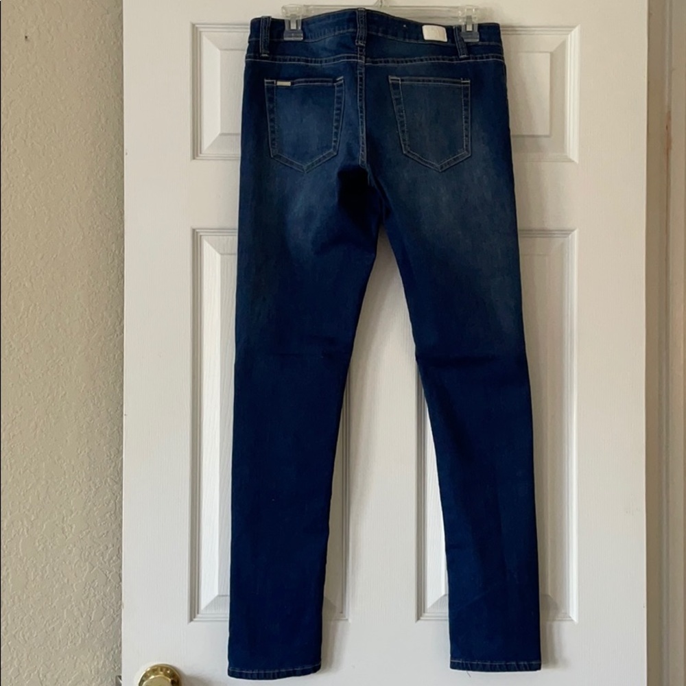 GoGo Jeans - Picture 7 of 9